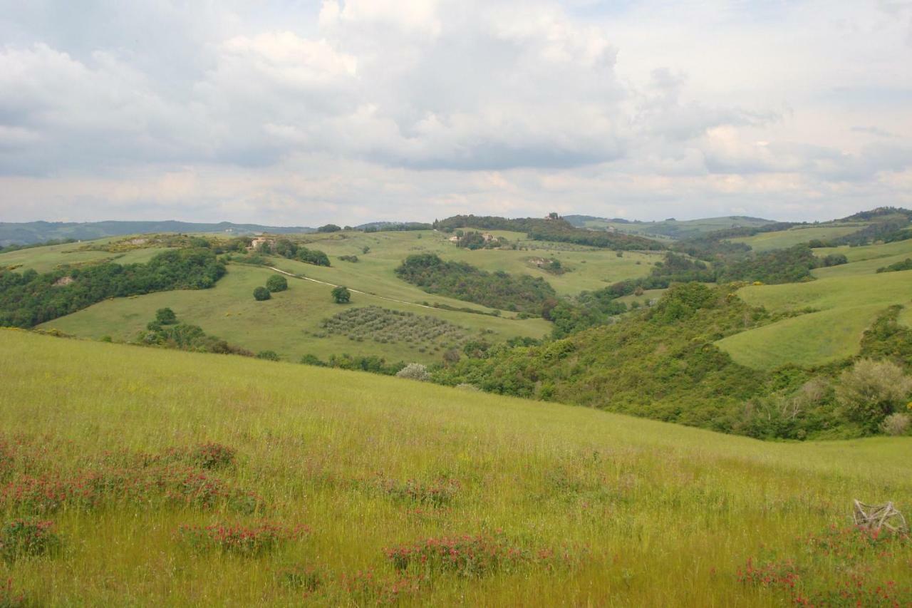 Podere San Francesco Bed & Breakfast Volterra Eksteriør bilde