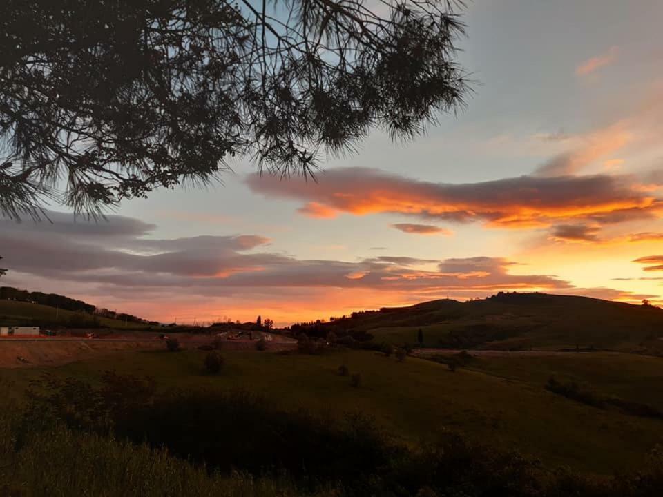 Podere San Francesco Bed & Breakfast Volterra Eksteriør bilde